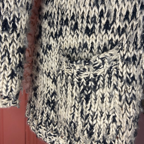 POL CARDIGAN - Picture 4 of 4